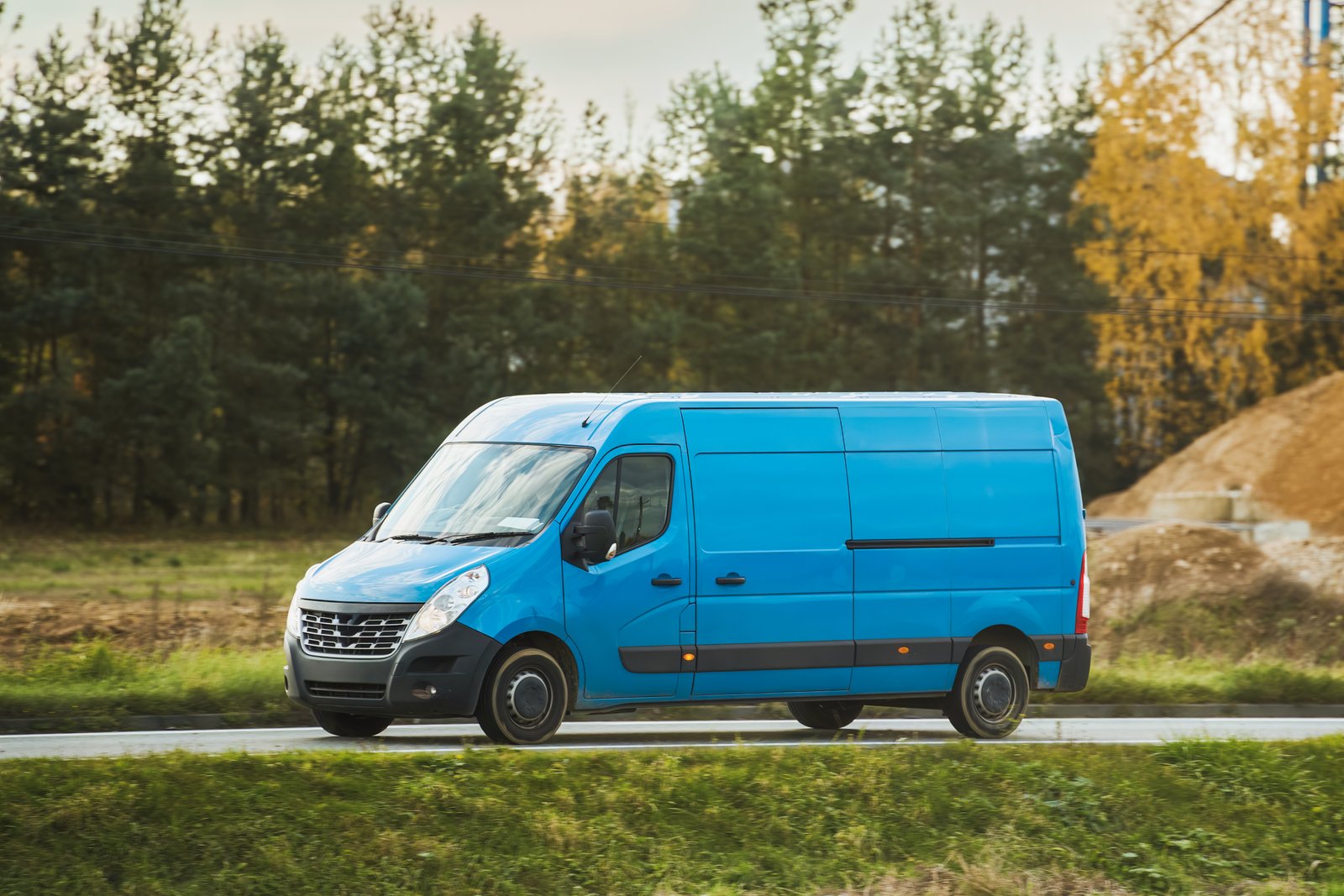 Transporter von TFW Bayern auf Autobahn